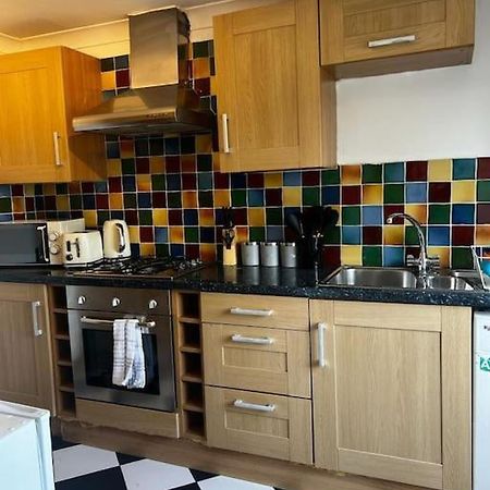 Quirky Studio Flat Selfcontained London Luaran gambar